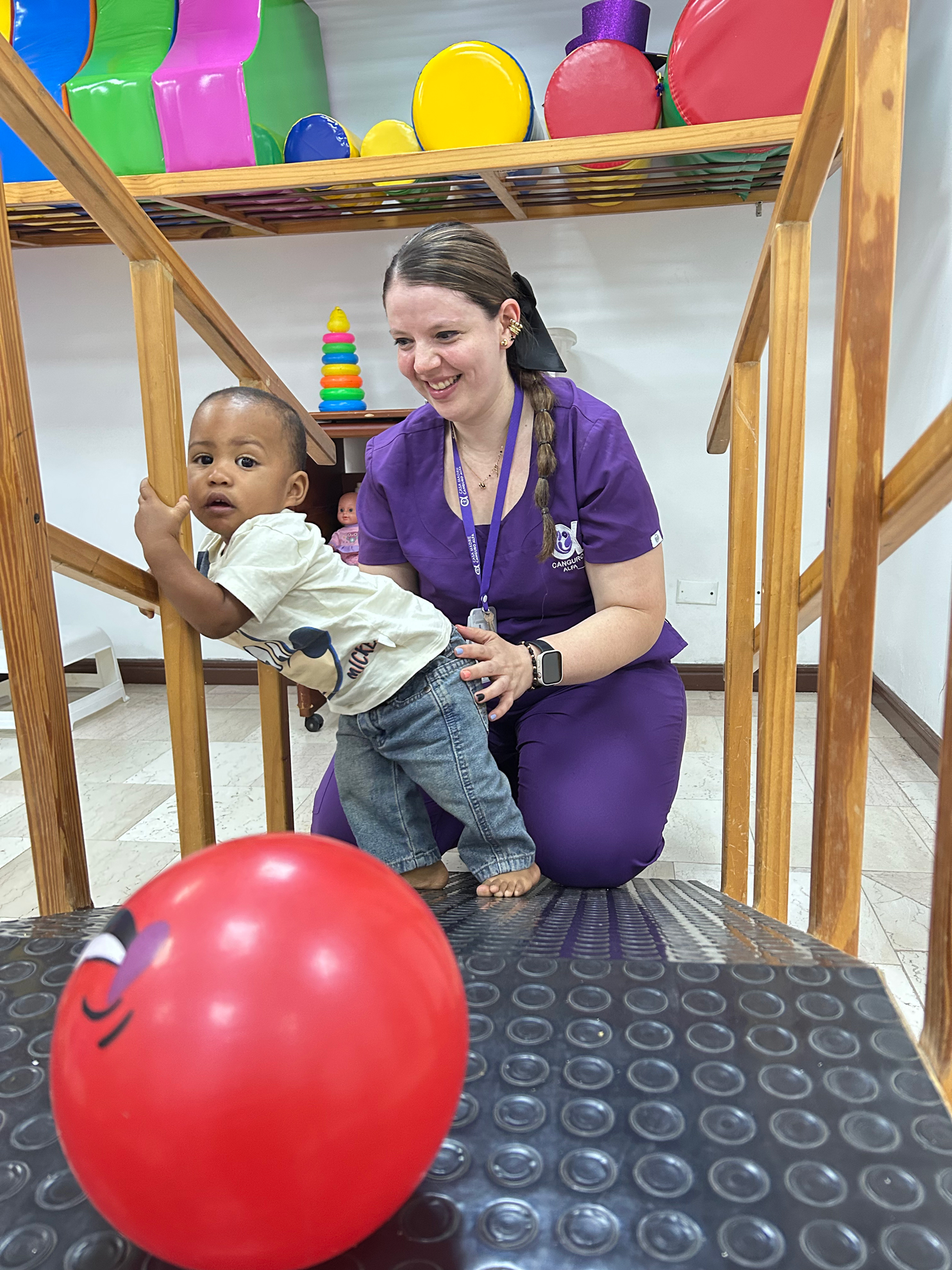 canguro-alfa-pediatra-neurodesarrollo-fisioterapia